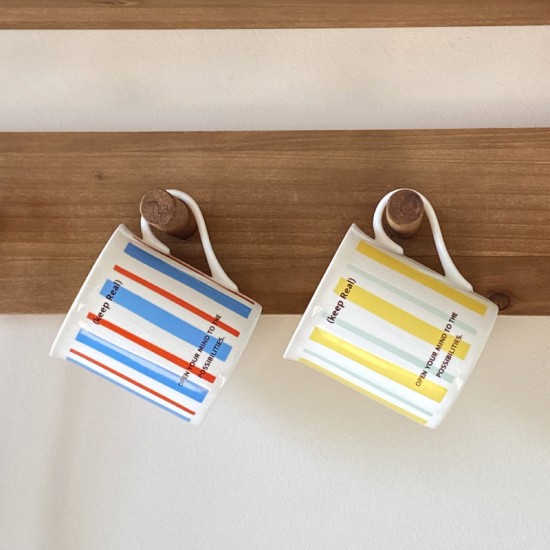 Brilliant red  niche luxury New Year and Christmas red mug  ceramic water cup  coffee cup gift.