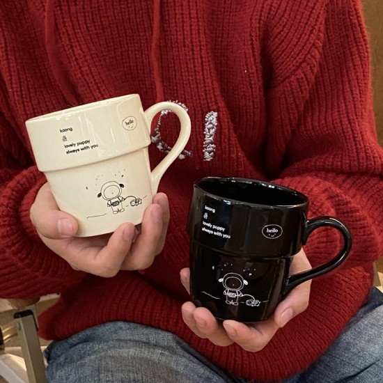 Niche creative cartoon astronaut puppy mug  stylish black and white couple water cup and coffee cup gift.