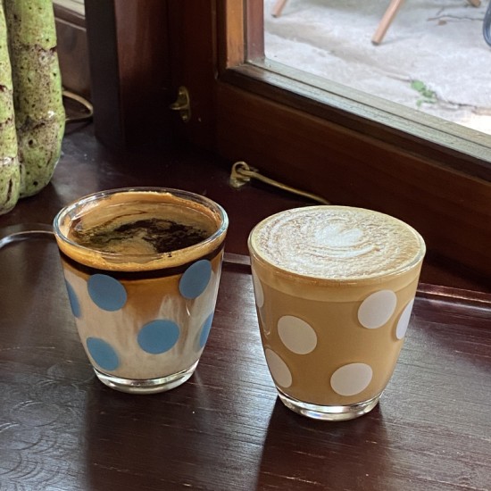 Ins French retro vase  red wine bottle glass  simple lines  high temperature resistant high borosilicate water cup