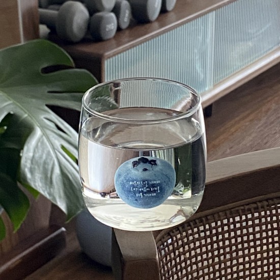 Korean INS natural style blueberry fruit glass  high borosilicate heat resistant milk cup. Simple  artistic breakfast cup