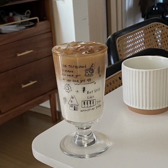 Creative red apple borosilicate glass  niche red nose heat resistant sealed water cup  car portable mug gift.